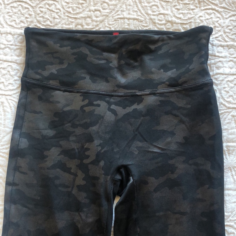 Spanx Camo Yoga Pants